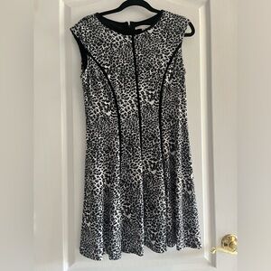 Sandra Darren Cheetah Short Sleeve Dress